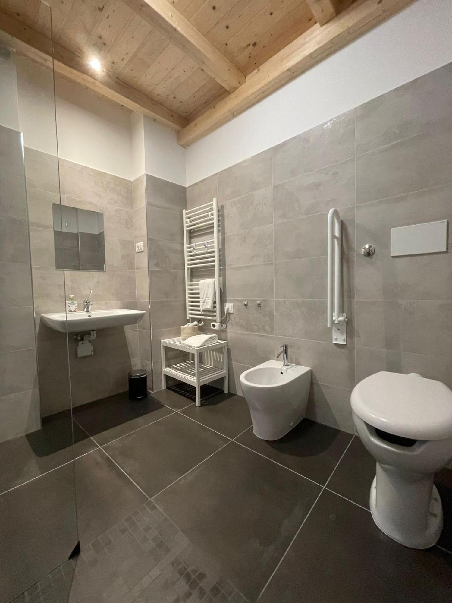 Aloe Comfort Rooms Pescara Dış mekan fotoğraf
